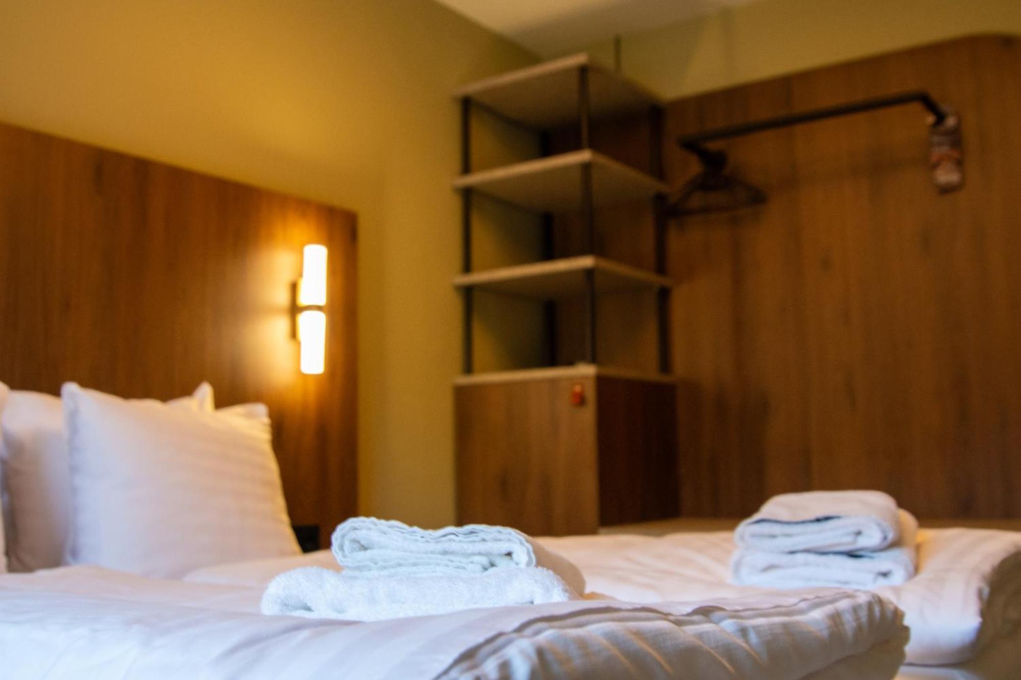 Strandhotel De Logerij Ренессе Экстерьер фото