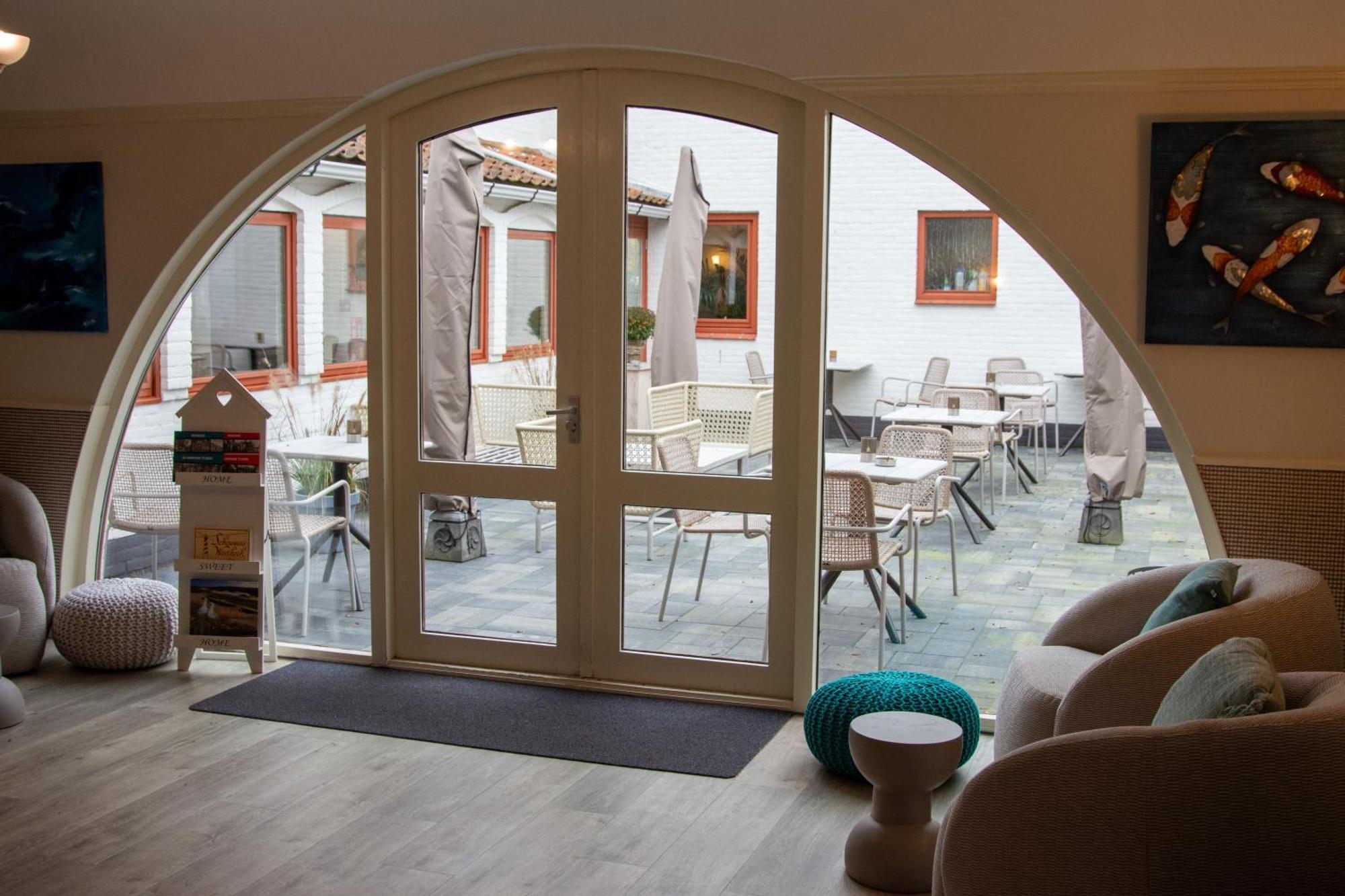 Strandhotel De Logerij Ренессе Экстерьер фото